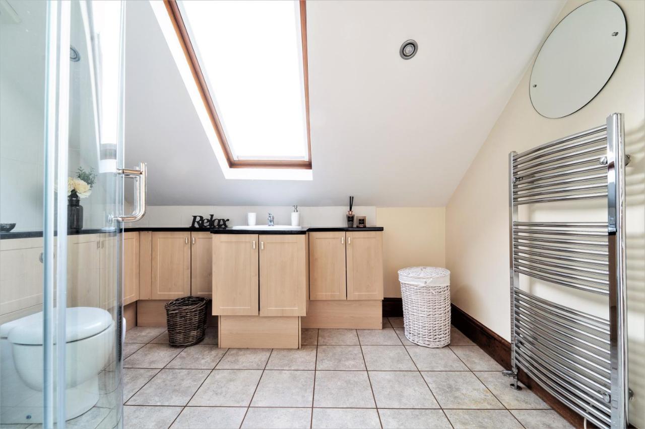 The Cottage In Chester, Sleeps 6 With Free Parking 外观 照片