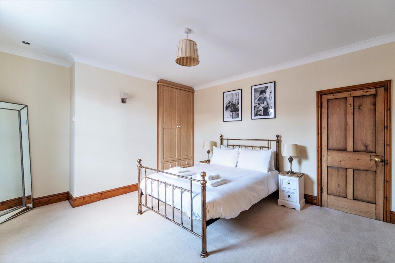 The Cottage In Chester, Sleeps 6 With Free Parking 外观 照片