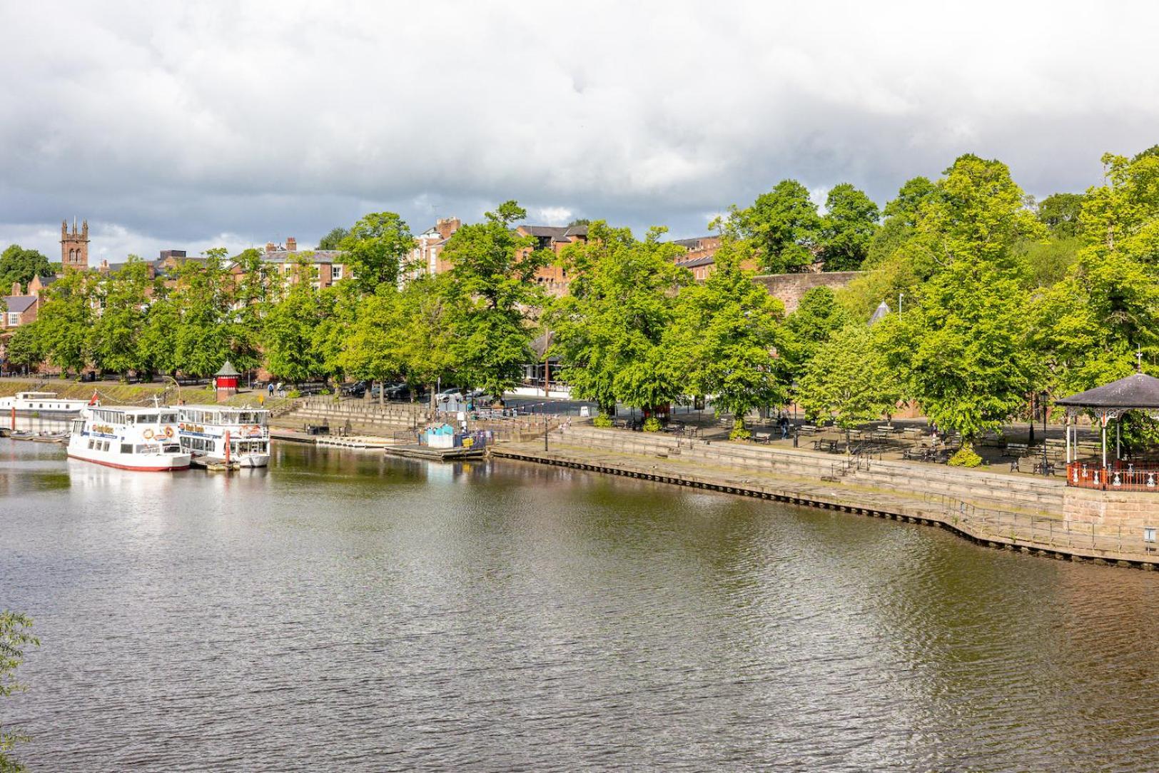 The Cottage In Chester, Sleeps 6 With Free Parking 外观 照片